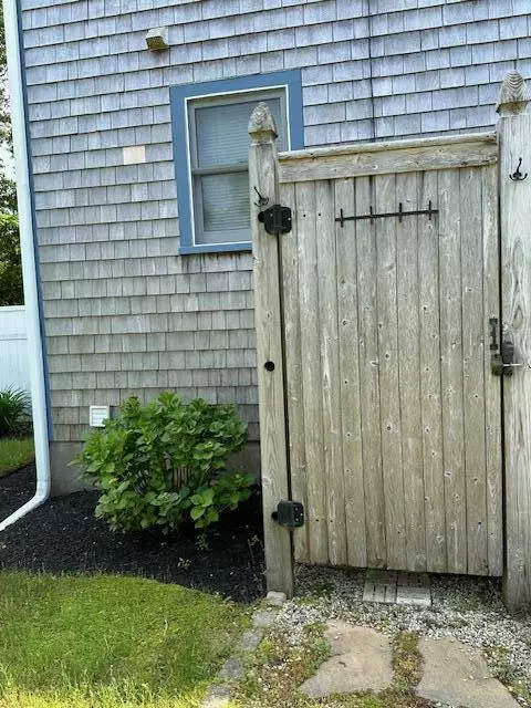709 Old Barnstable Rd, Mashpee, MA 02649 photo 25