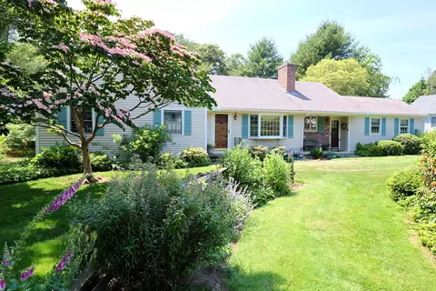 53 Greenland Cir, East Dennis, MA 02641