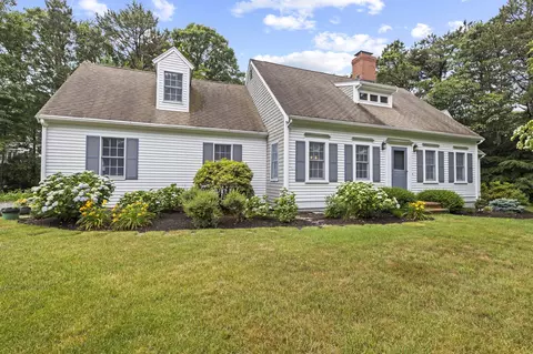 123 Shell Ln, Cotuit, MA 02635 photo 1