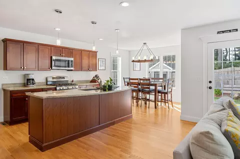 48 Meadowbrook Rd, Mashpee, MA 02649 photo 17