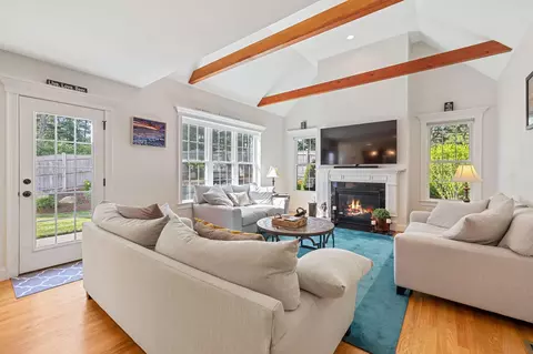 48 Meadowbrook Rd, Mashpee, MA 02649 photo 9