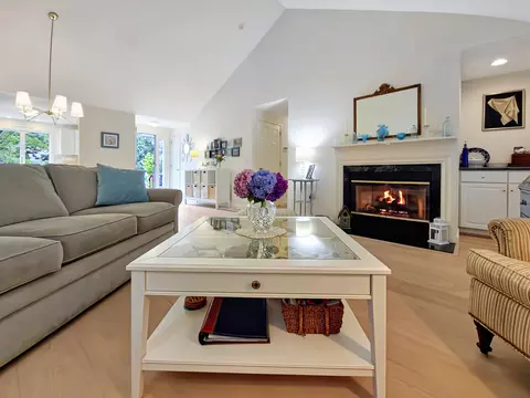 10 Upland Cir, Mashpee, MA 02649 photo 8