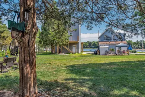 17 Crescent Pl, Onset, MA 02558 photo 7