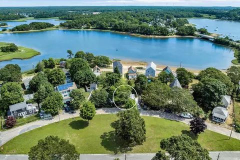 17 Crescent Pl, Onset, MA 02558 photo 48