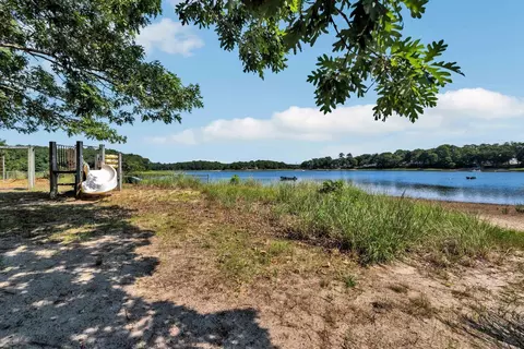 17 Crescent Pl, Onset, MA 02558 photo 55