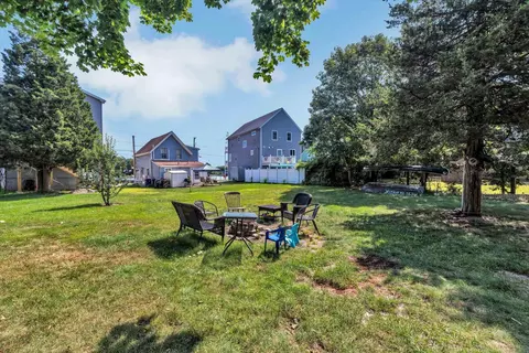 17 Crescent Pl, Onset, MA 02558 photo 8