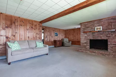 Living - 27 Over Jordan Rd, Wareham, MA 02571 photo 1 of 1