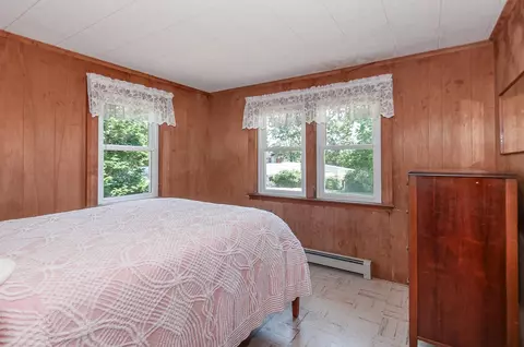Bedroom - 27 Over Jordan Rd, Wareham, MA 02571 photo 3 of 3