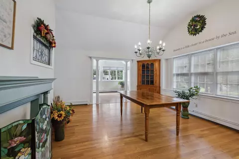 8 Seconsett Point Rd, Mashpee, MA 02649 photo 21