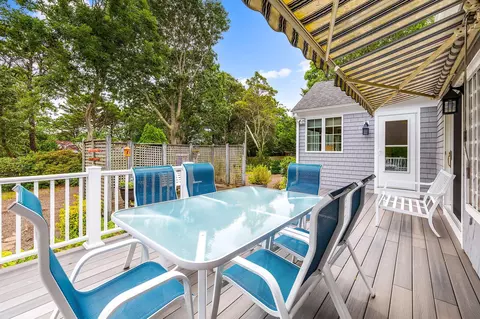 8 Seconsett Point Rd, Mashpee, MA 02649 photo 9
