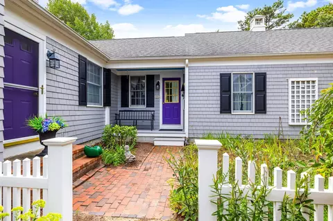 8 Seconsett Point Rd, Mashpee, MA 02649 photo 3