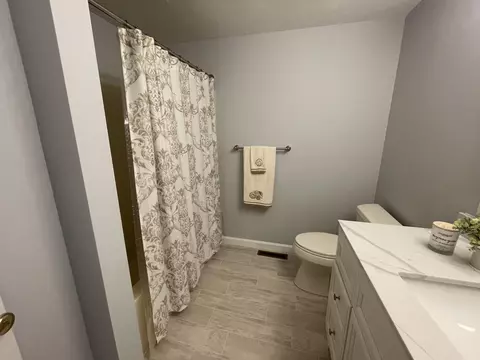 27 Bay Pointe Drive Ext, Buzzards Bay, MA 02532 photo 13