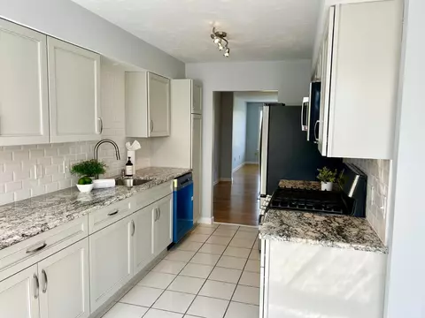27 Bay Pointe Drive Ext, Buzzards Bay, MA 02532 photo 5