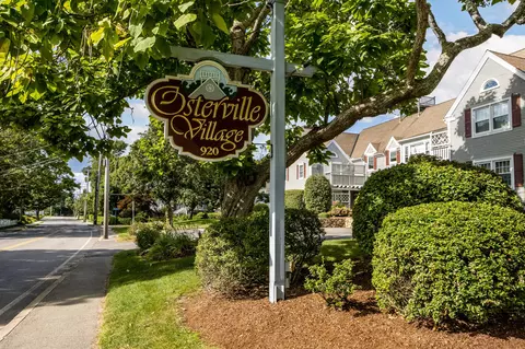 920 Main St #4, Osterville, MA 02655 photo 2