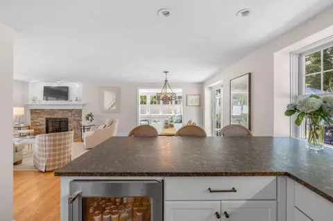 47 Bearse Rd, Mashpee, MA 02649 photo 13