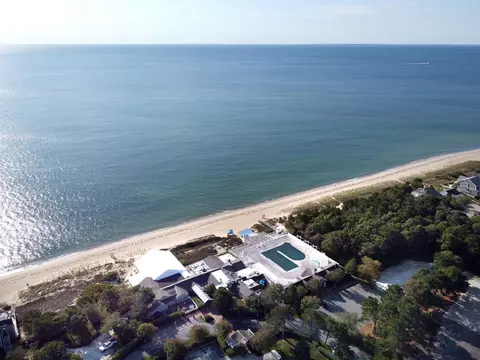 View/Area - 43 Cobblestone Cir, Mashpee, MA 02649 photo 2 of 3