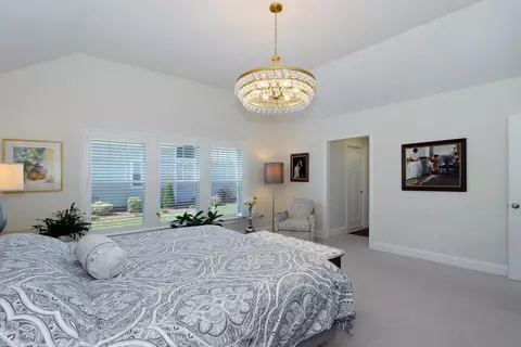 Bedroom - 43 Cobblestone Cir, Mashpee, MA 02649 photo 2 of 6