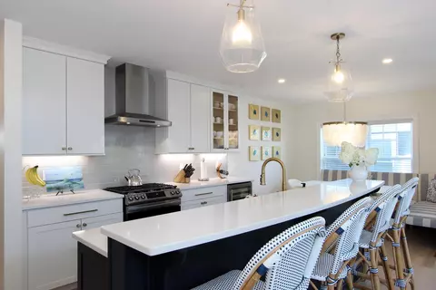 Kitchen - 43 Cobblestone Cir, Mashpee, MA 02649 photo 1 of 3