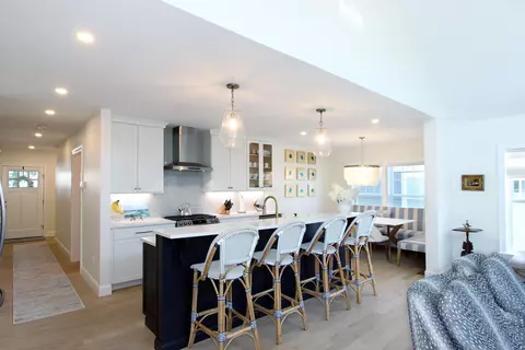 Kitchen - 43 Cobblestone Cir, Mashpee, MA 02649 photo 3 of 3
