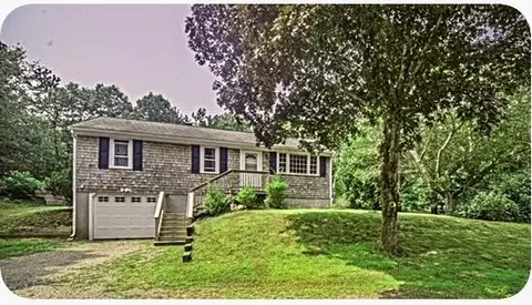492 Cotuit Rd, Mashpee, MA 02649 photo 1