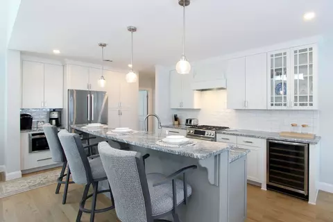 64 Cobblestone Cir, Mashpee, MA 02649 photo 6