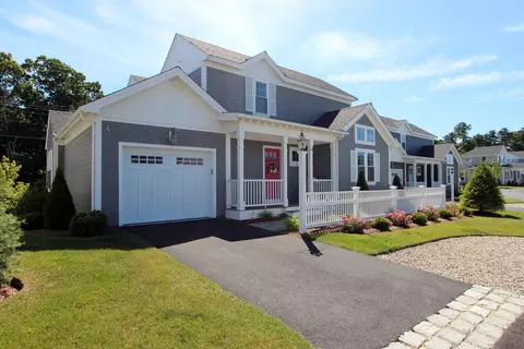 64 Cobblestone Cir, Mashpee, MA 02649 photo 2