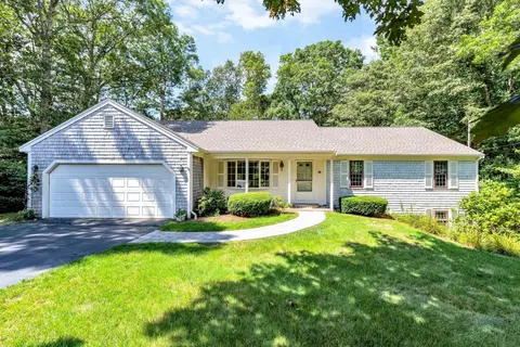 97 Headwaters Rd, Centerville, MA 02632 photo 1