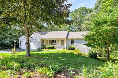 97 Headwaters Rd, Centerville, MA 02632 photo 3