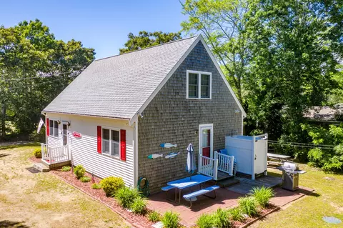 50 Townsend Ave, Eastham, MA 02642 photo 1