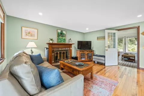 105 Thoreau Dr, Centerville, MA 02632 photo 8