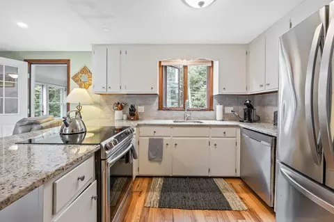 105 Thoreau Dr, Centerville, MA 02632 photo 10