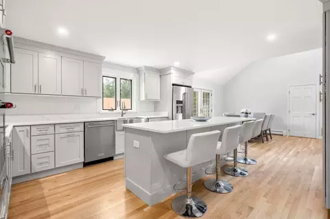 1351 Old Post Rd, Marstons Mills, MA 02648 photo 11