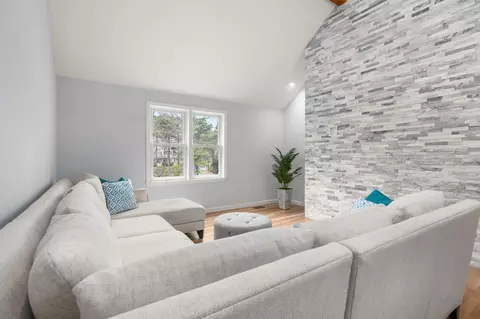 1351 Old Post Rd, Marstons Mills, MA 02648 photo 16