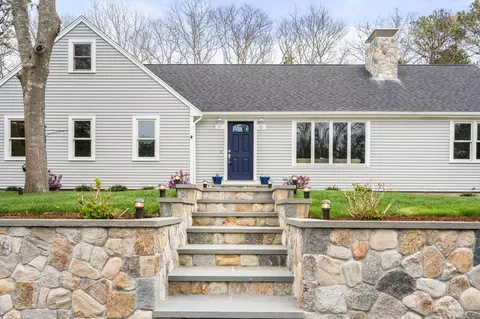 1351 Old Post Rd, Marstons Mills, MA 02648 photo 5