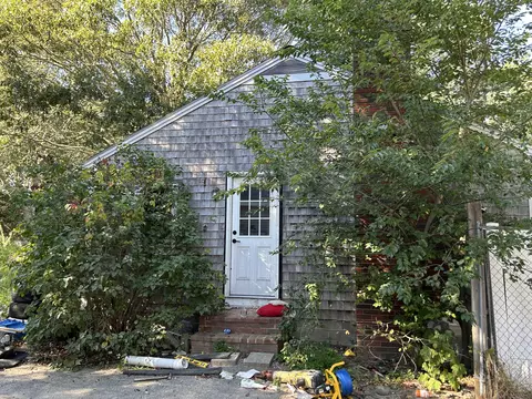 115 Walton Ave, Hyannis, MA 02601 photo 7