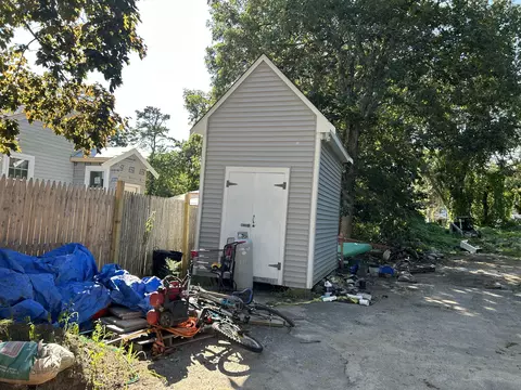 115 Walton Ave, Hyannis, MA 02601 photo 12