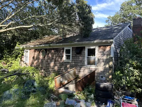115 Walton Ave, Hyannis, MA 02601 photo 8