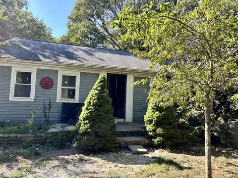 115 Walton Ave, Hyannis, MA 02601 photo 1