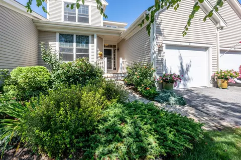 Exterior - 31 Grey Hawk Dr, Mashpee, MA 02649 photo 1 of 9