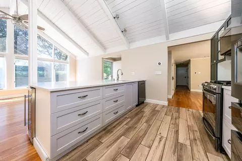 57 Holly Point Rd, Centerville, MA 02632 photo 9