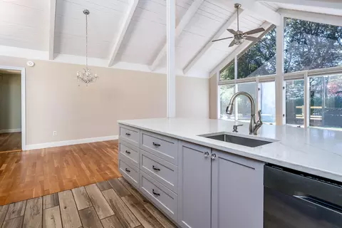 57 Holly Point Rd, Centerville, MA 02632 photo 8