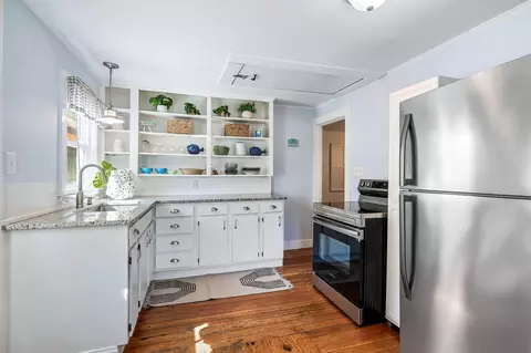Kitchen - 283 Old Stage Rd, Centerville, MA 02632 photo 1 of 3