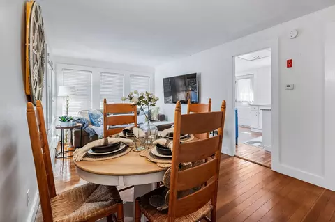 Dining - 283 Old Stage Rd, Centerville, MA 02632 photo 3 of 3