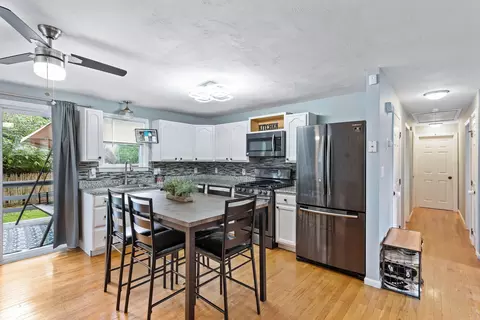 11 Repose Ln, East Wareham, MA 02538 photo 6