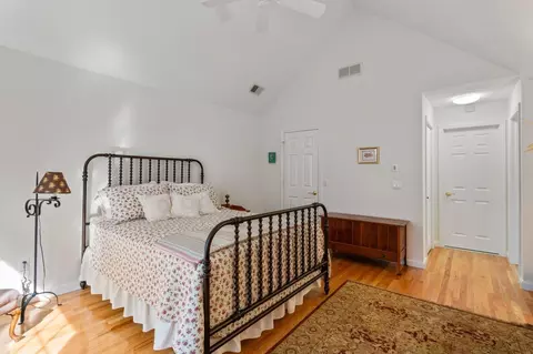 8 Gold Leaf Ln, Mashpee, MA 02649 photo 21