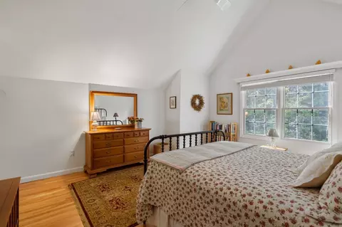 8 Gold Leaf Ln, Mashpee, MA 02649 photo 22