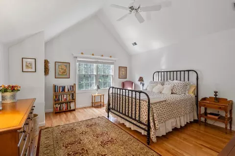 8 Gold Leaf Ln, Mashpee, MA 02649 photo 20