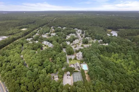 8 Gold Leaf Ln, Mashpee, MA 02649 photo 40