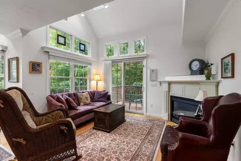 8 Gold Leaf Ln, Mashpee, MA 02649 photo 5