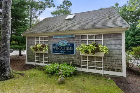 8 Gold Leaf Ln, Mashpee, MA 02649 photo 35